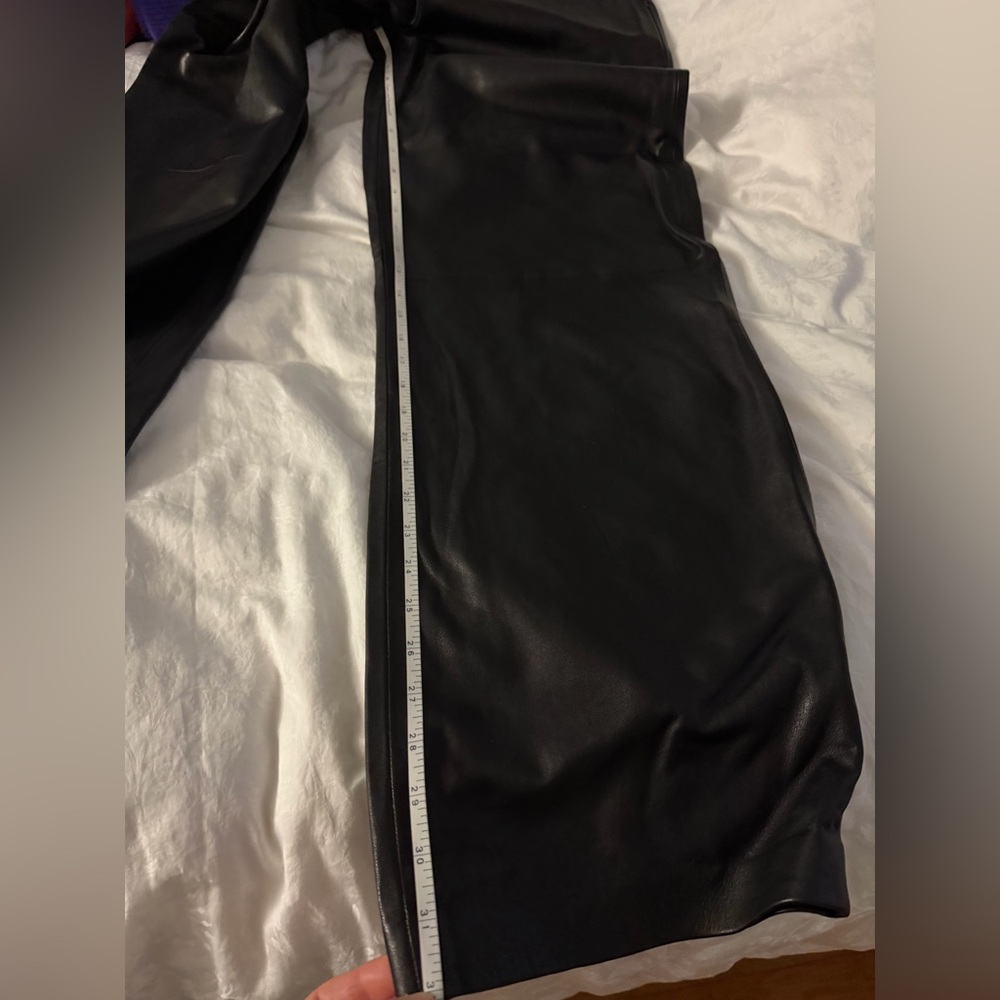 Last chance 🛍️ Frame
Leather Wide-Leg Pants - Picture 13 of 15